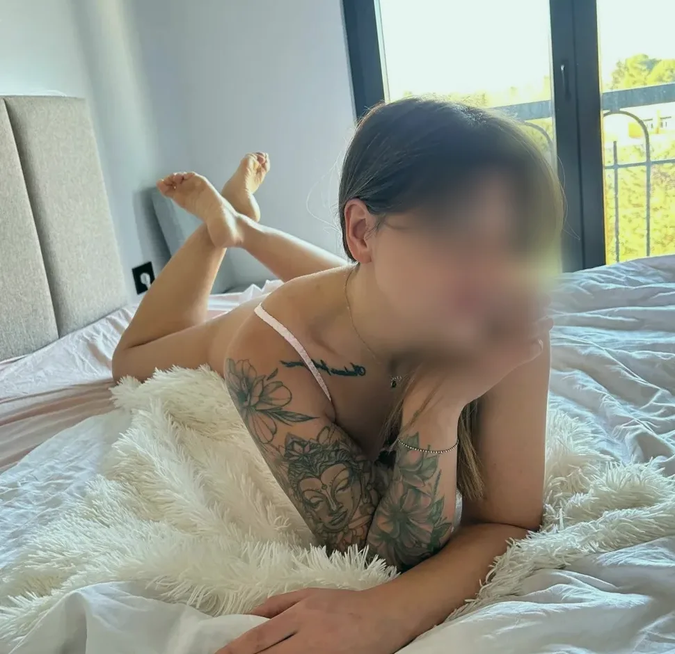 Claudia, 34 años